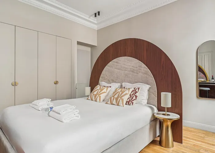 Modern Apartment - 2P - Parc Monceau